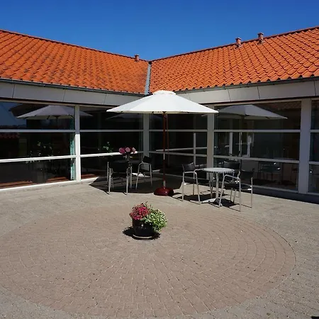 Spar 10 2* Viborg